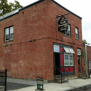 20 North Broadway Tavern